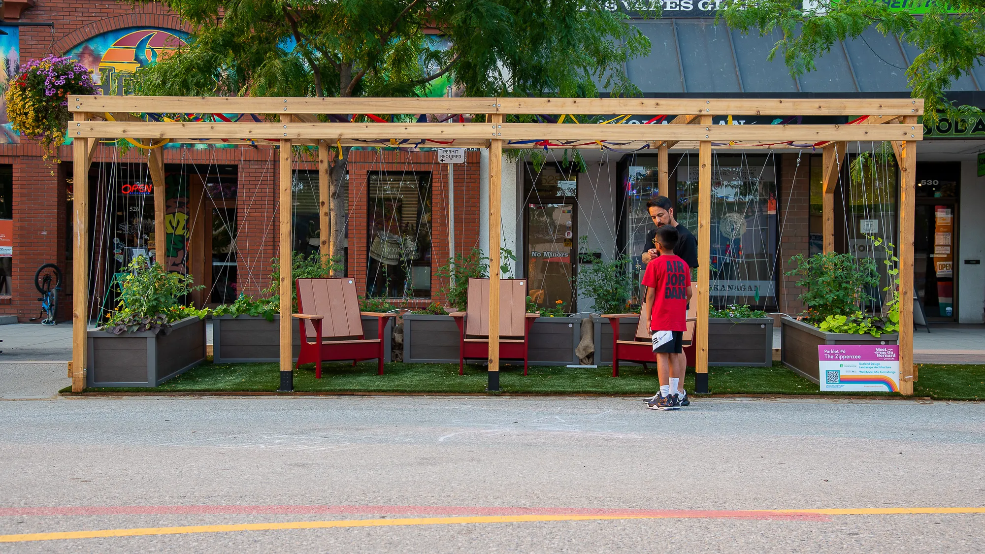 Outland Design Zippenzee Parklet in Kelowna Front View