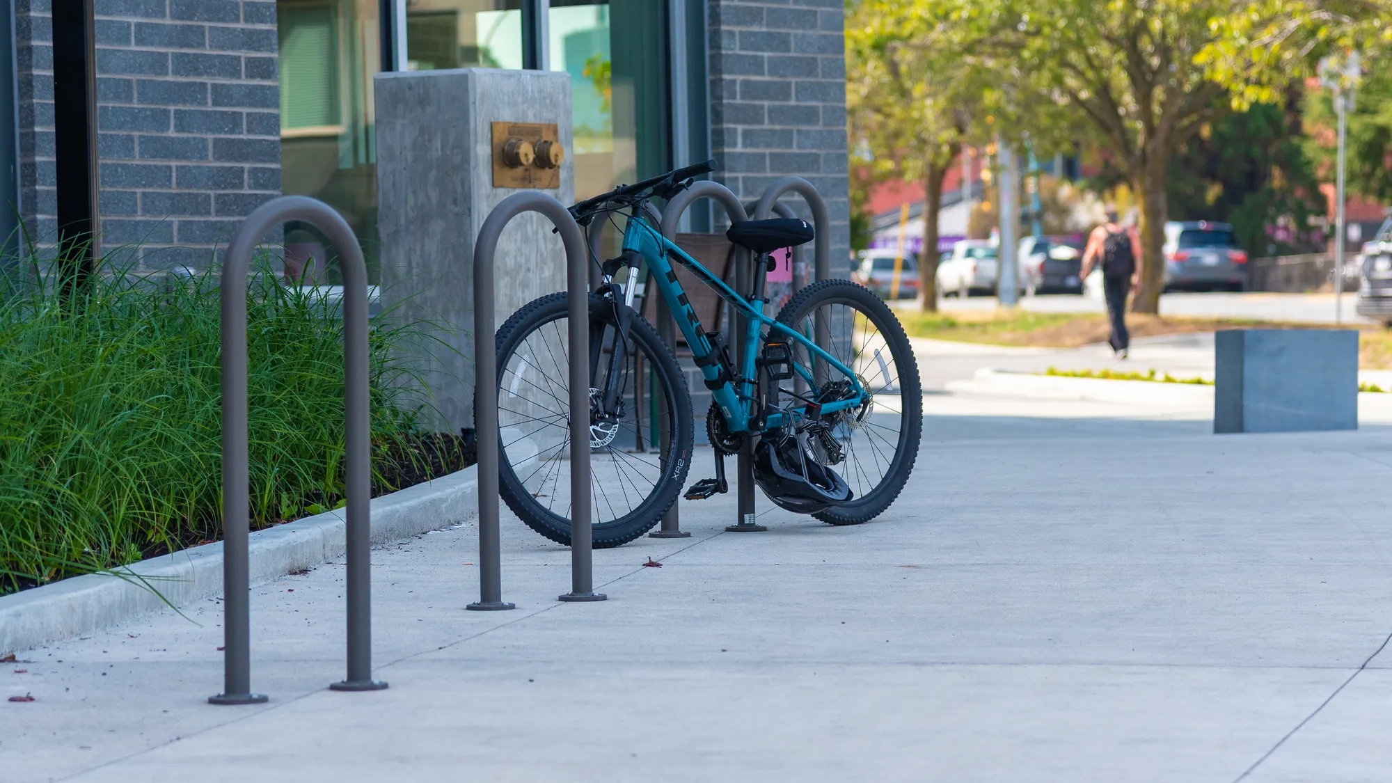 Wishbone 2 Space  Surf Bike Rack at the Summit at Quadra Village