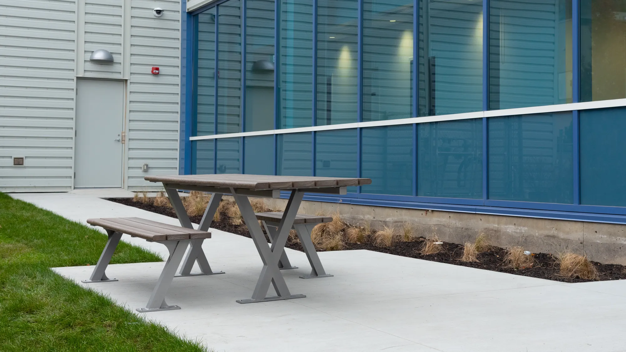 Wishbone Bayview Wheelchair Accessible Picnic Table at Work Safe