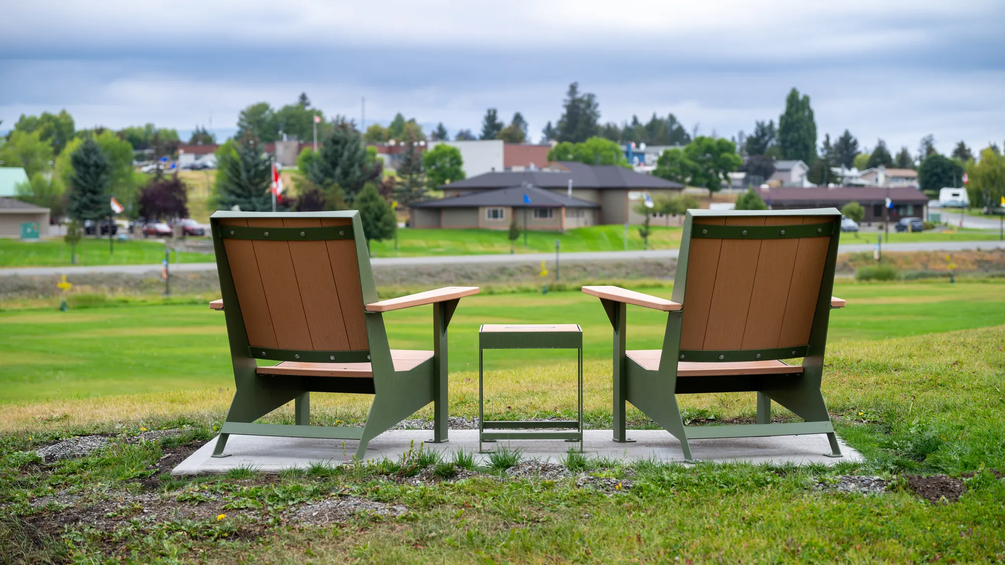 Wishbone JEM Lounge Chairs and Side Table  at Maggs Park in Loga