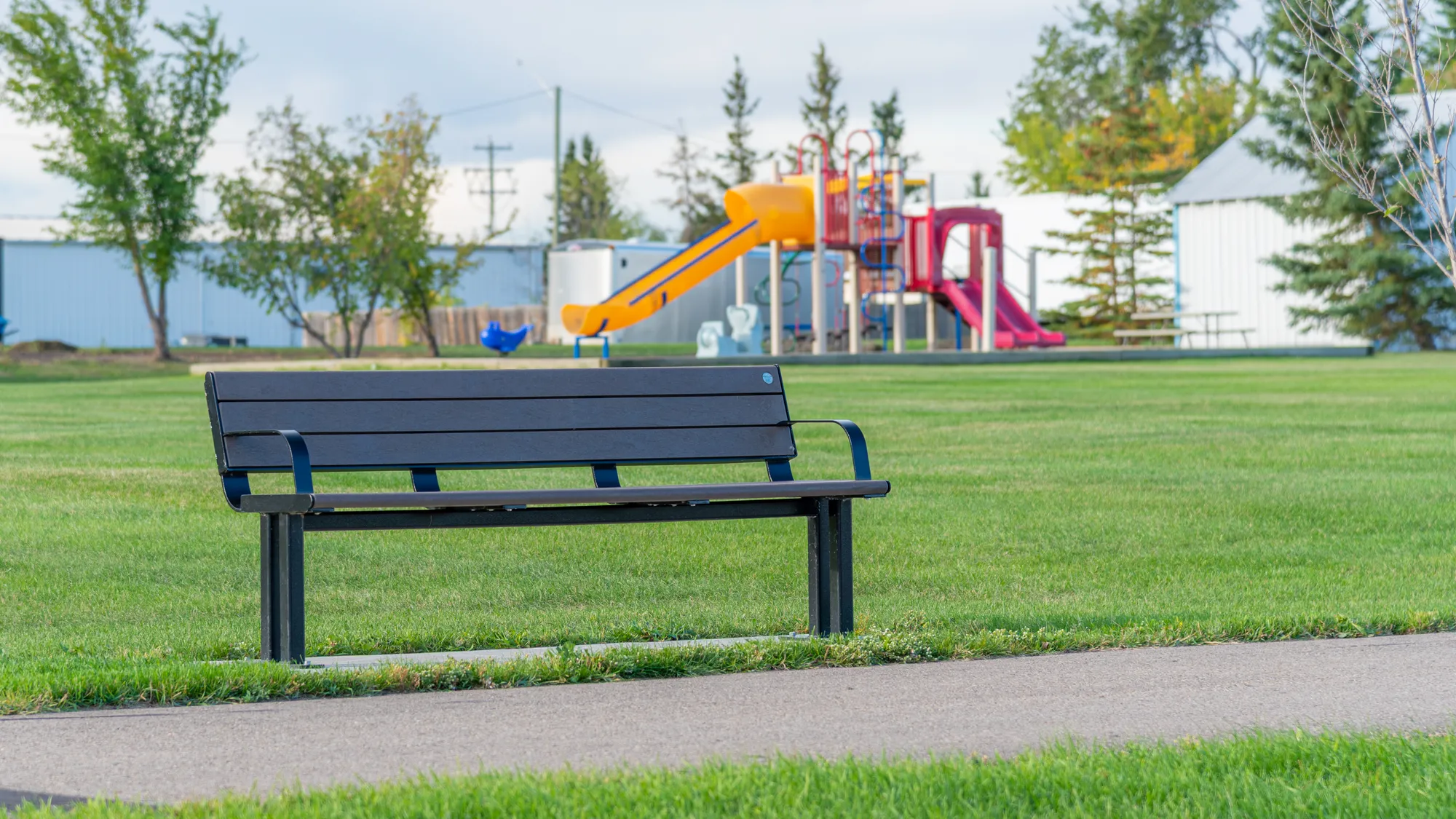 Wishbone Larson Bench in Tofield Alberta
