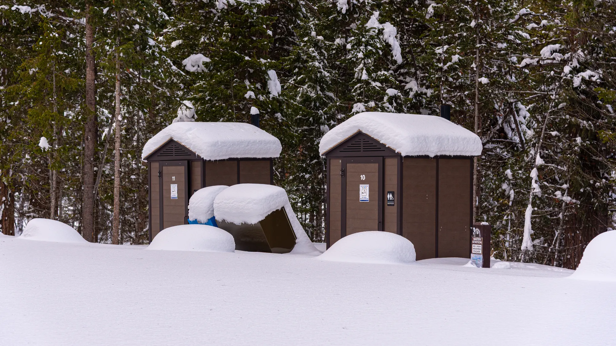 Wishbone John Jumbo Outhouses at Kentucky Alleyne Provincial Par