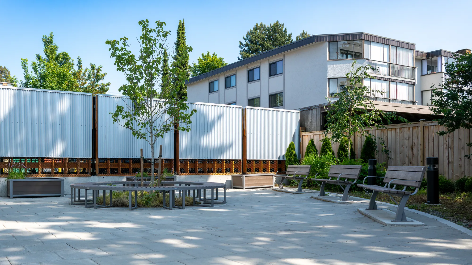Wishbone Parker Benches, Skyline Curved Bench, and Urban Form Re