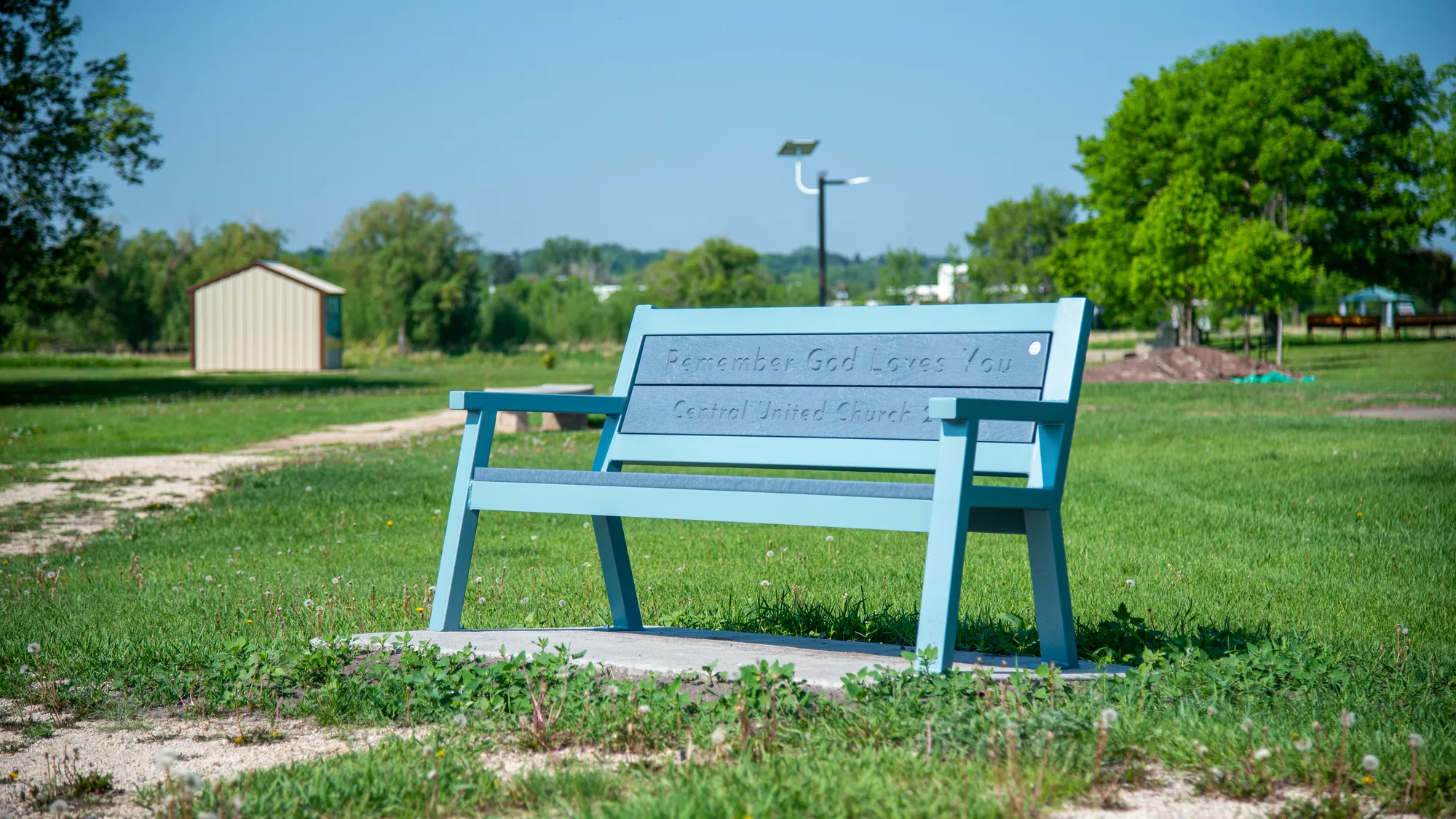 Wishbone Rutherford Wide Body Memorial Bench in Brandon, Manitob