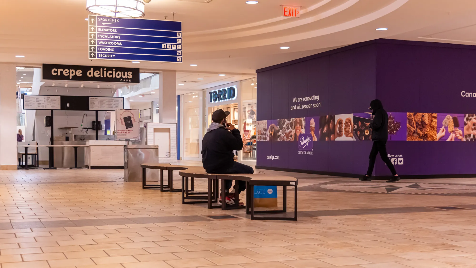 Wishbone Skyline Curved Benches at Peter Pond Mall in Fort McMur
