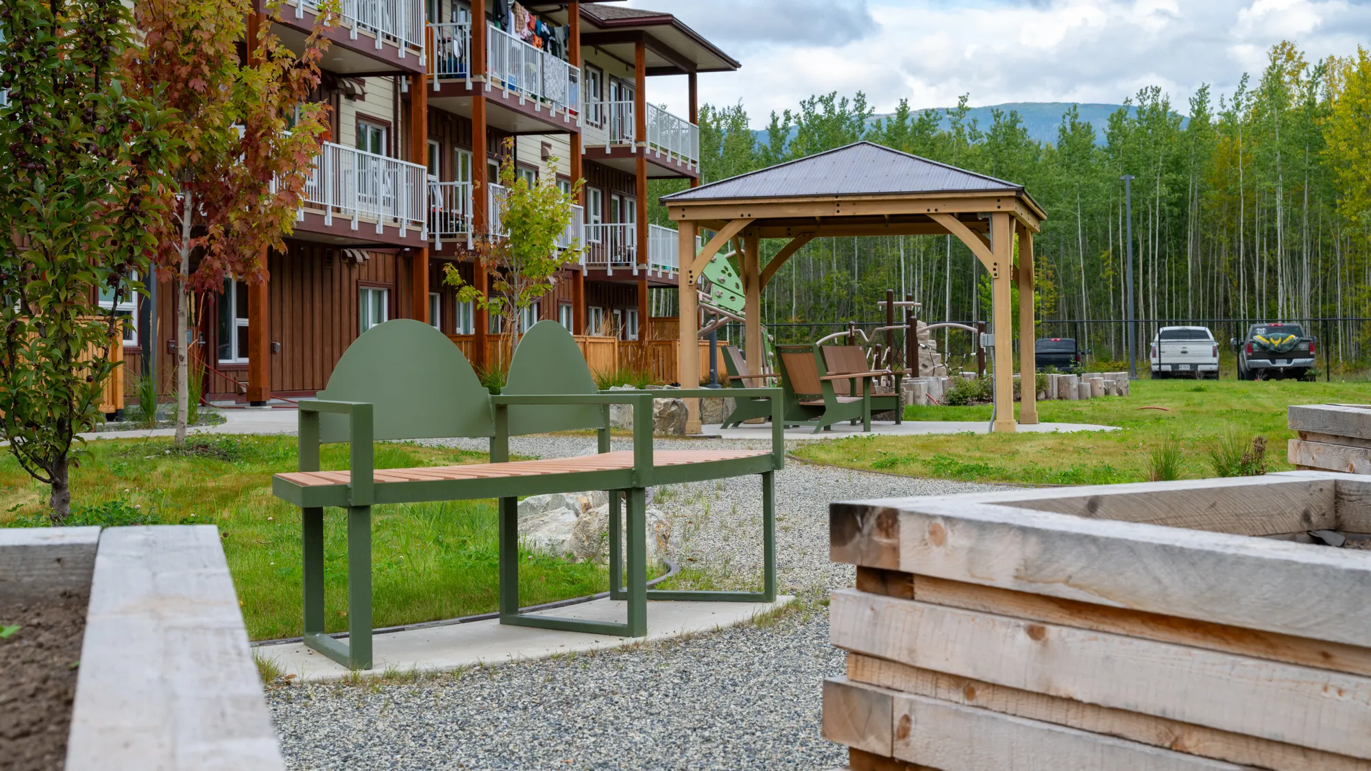 Wishbone Skyline Curved Bench with Custom Backrest in Hazelton,