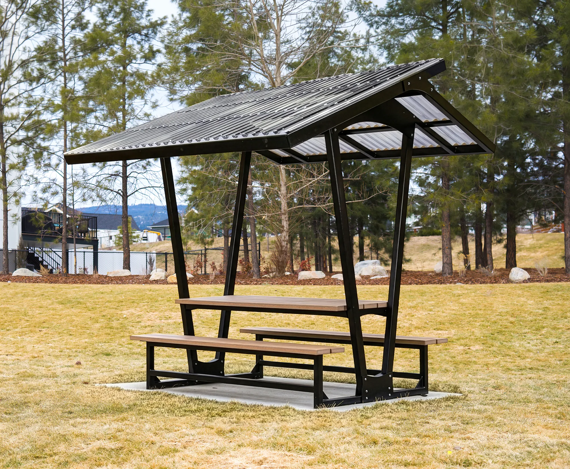 RutherfordCoveredTable_Installation7