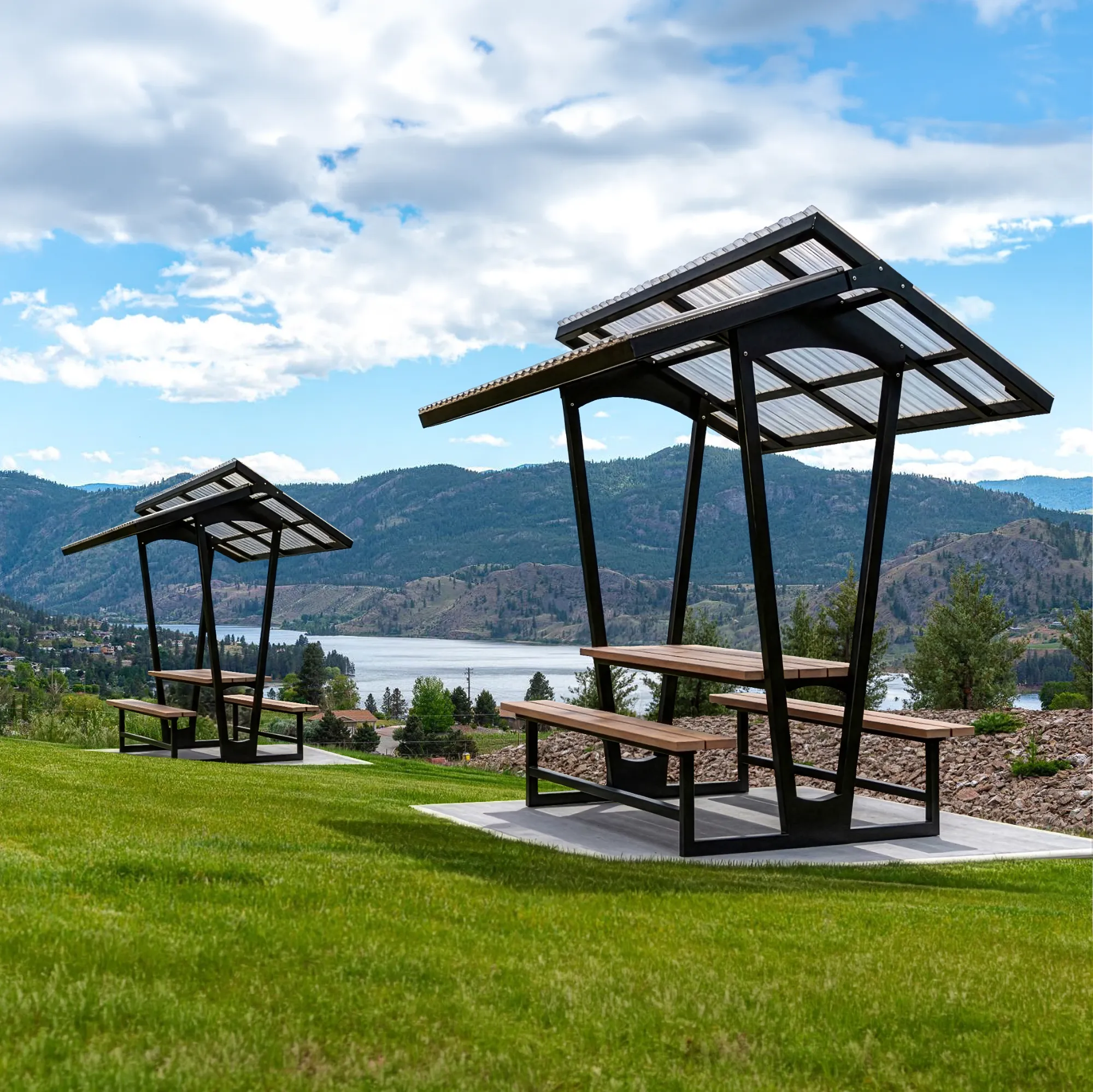 RutherfordCoveredTable_Installation5