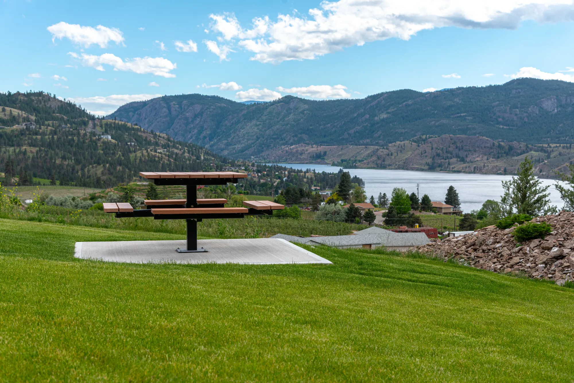 Single Pedestal Picnic Table