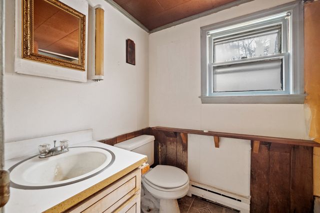 33 E bluff 3