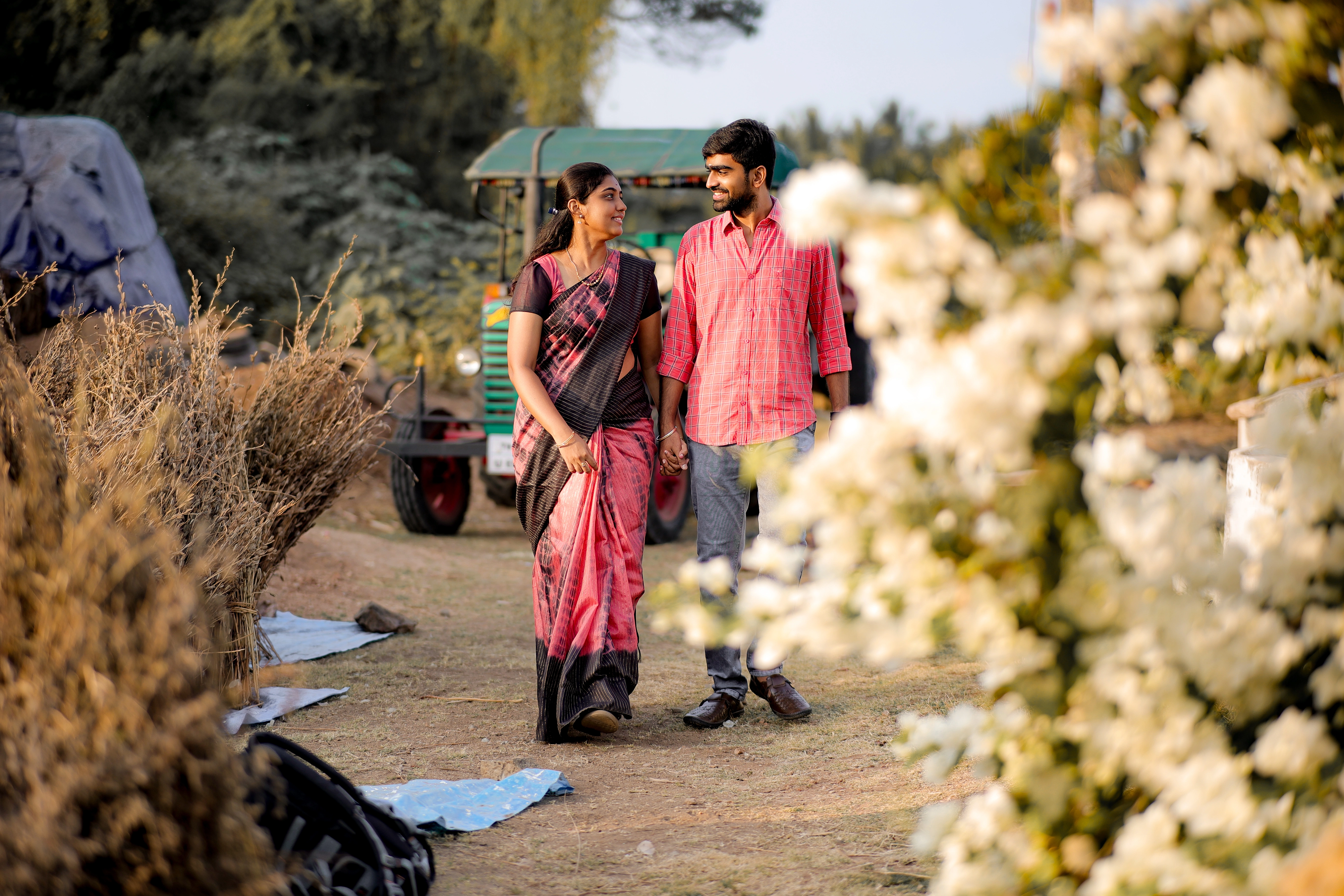 Raj & Nivetha photo