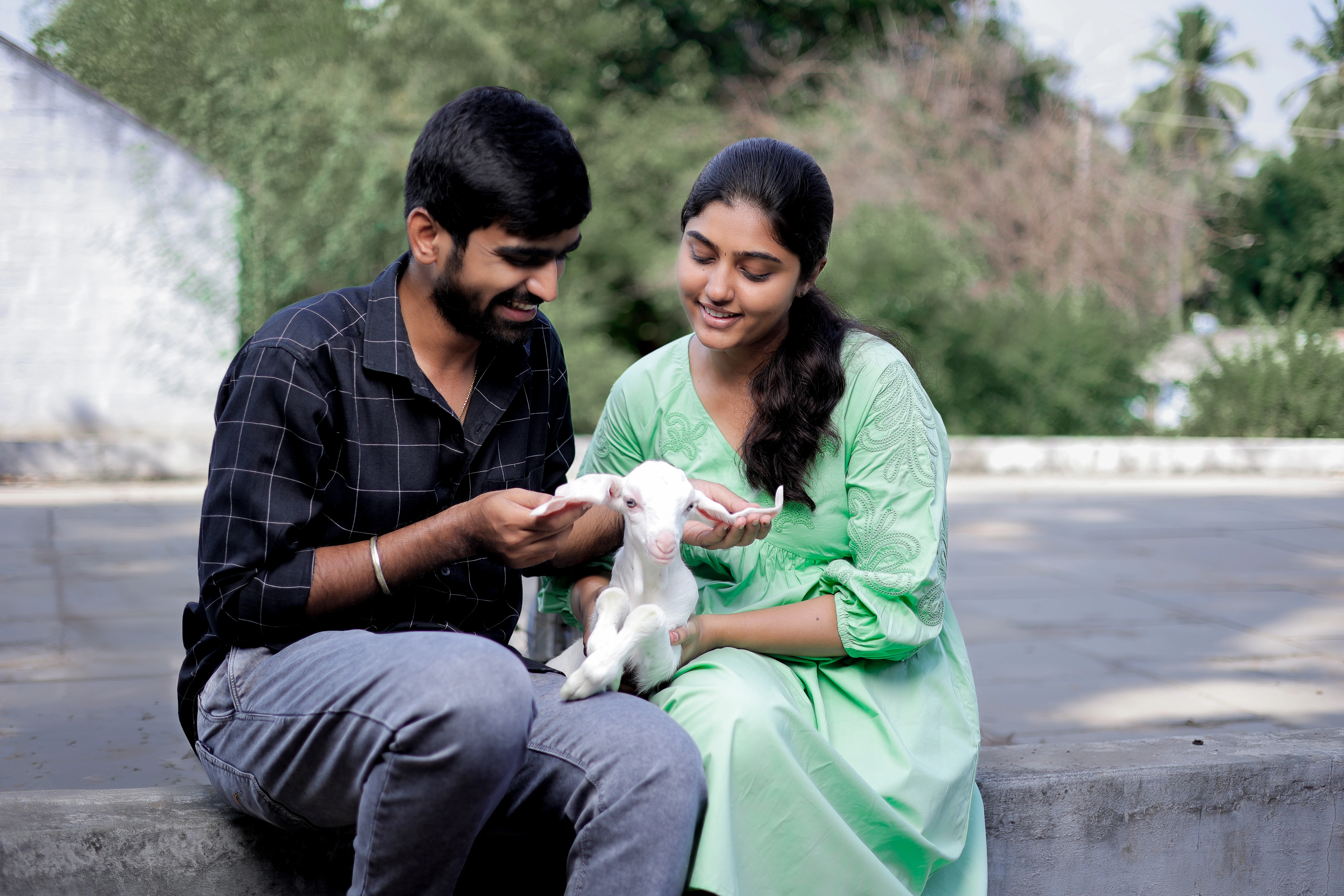 Raj & Nivetha photo