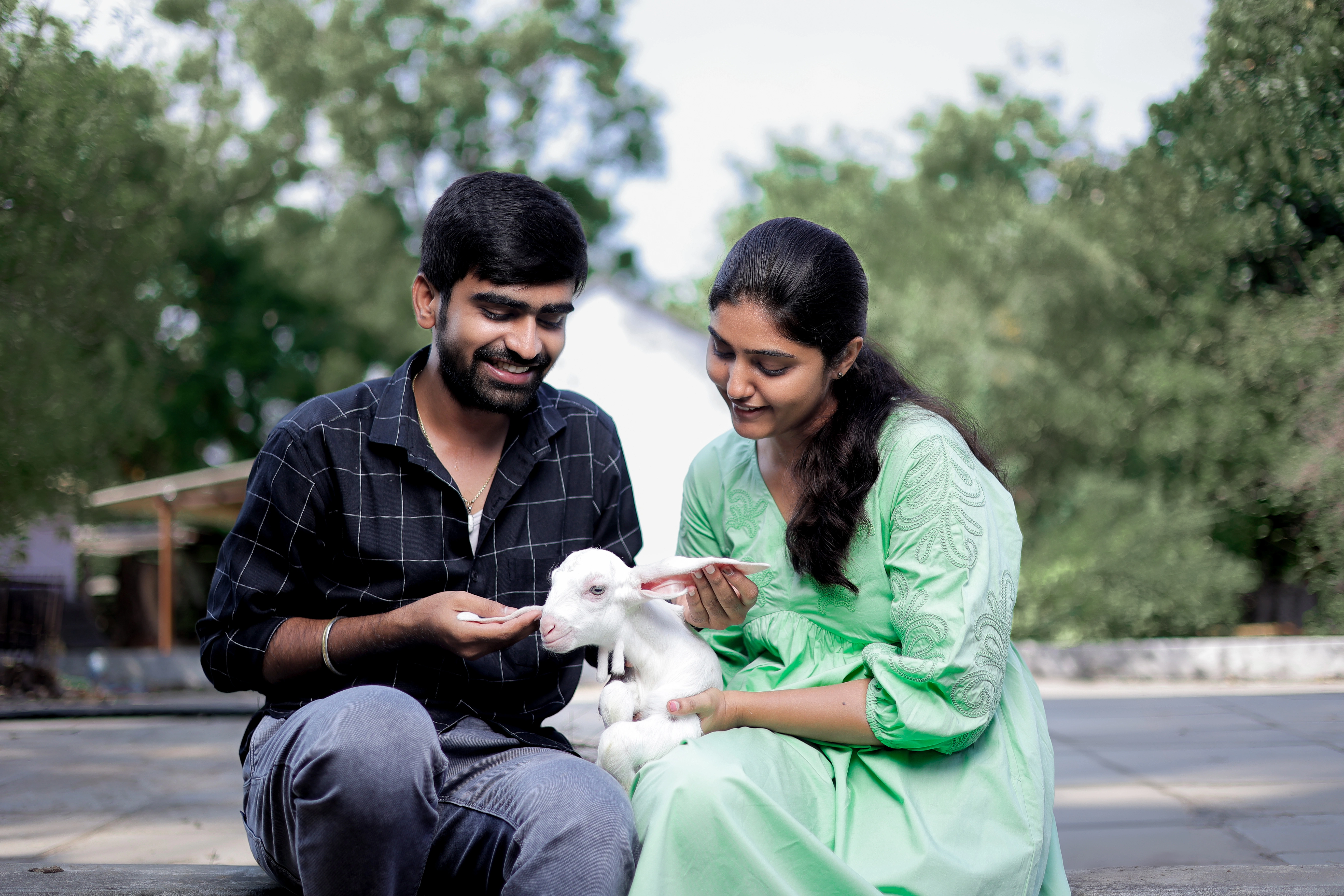 Raj & Nivetha photo