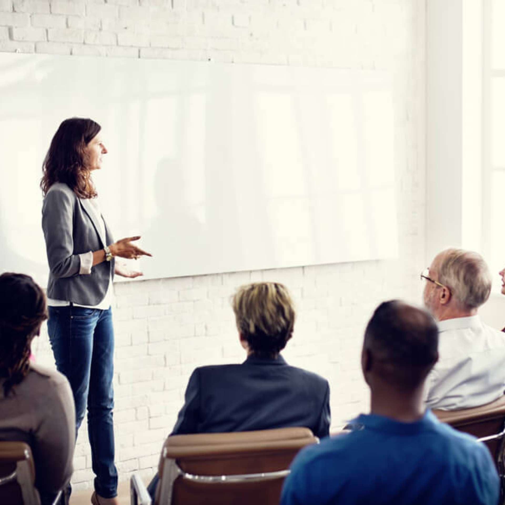 Conheça o Treinamento Corporativo para Gerar Resultados Lucrativos Conheça o Treinamento Corporativo para Gerar Resultados Lucrativos