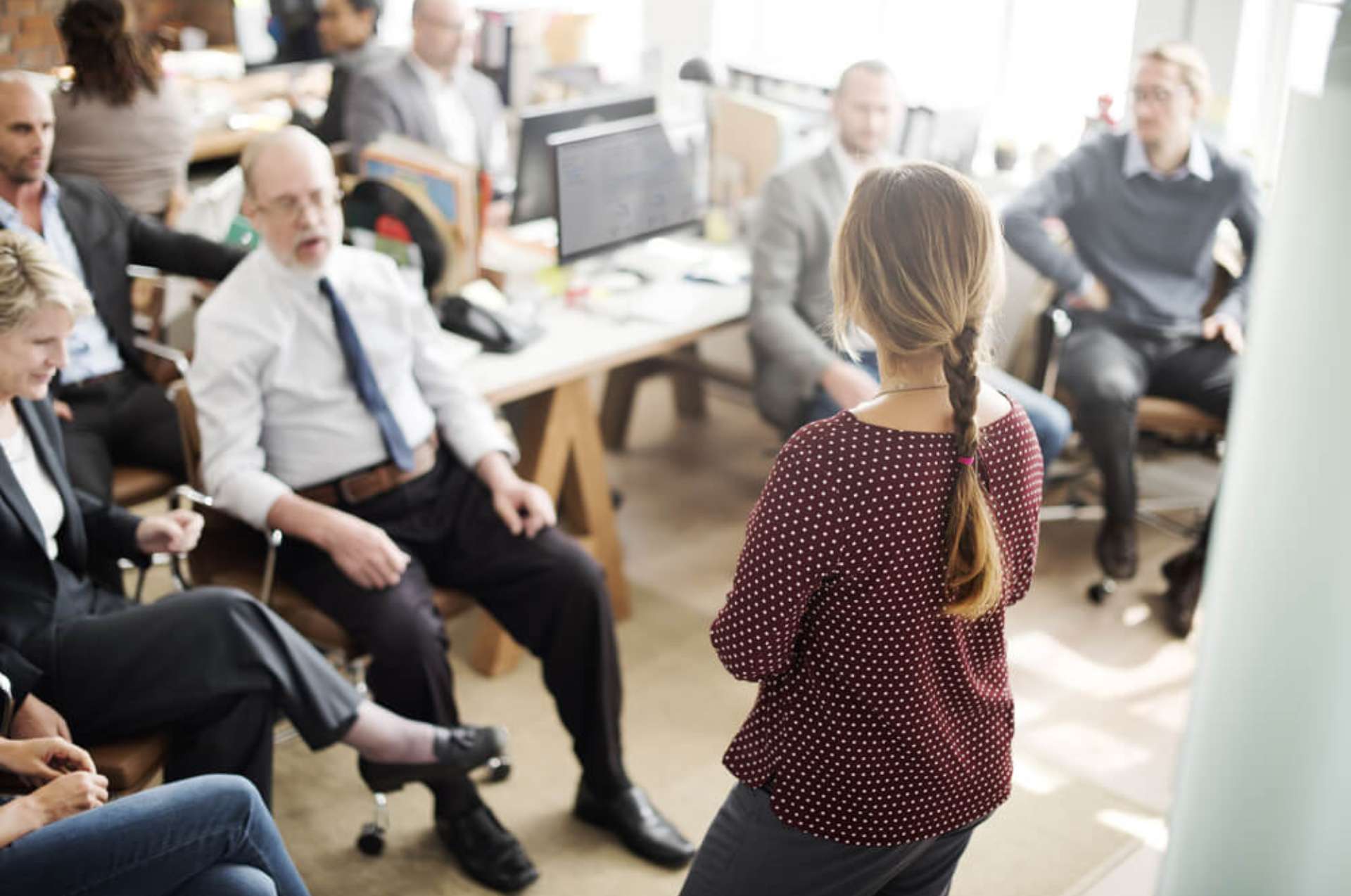 Treinamento de Vendas: 6 formas para ser relevante e valioso Treinamento de Vendas: 6 formas para ser relevante e valioso