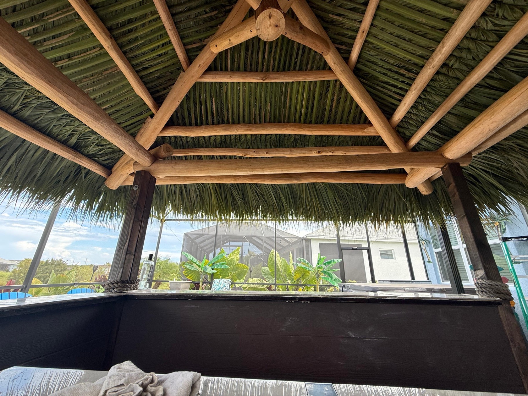 New 8x10 Tiki Hut roof rebuild and rethatch in Daytona Beach Florida – Monster Tiki Huts Project