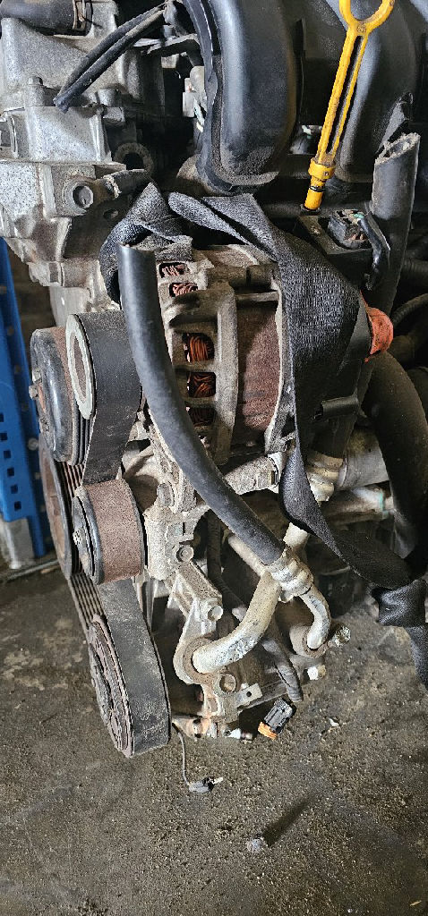 Engine HR12DE photo 3