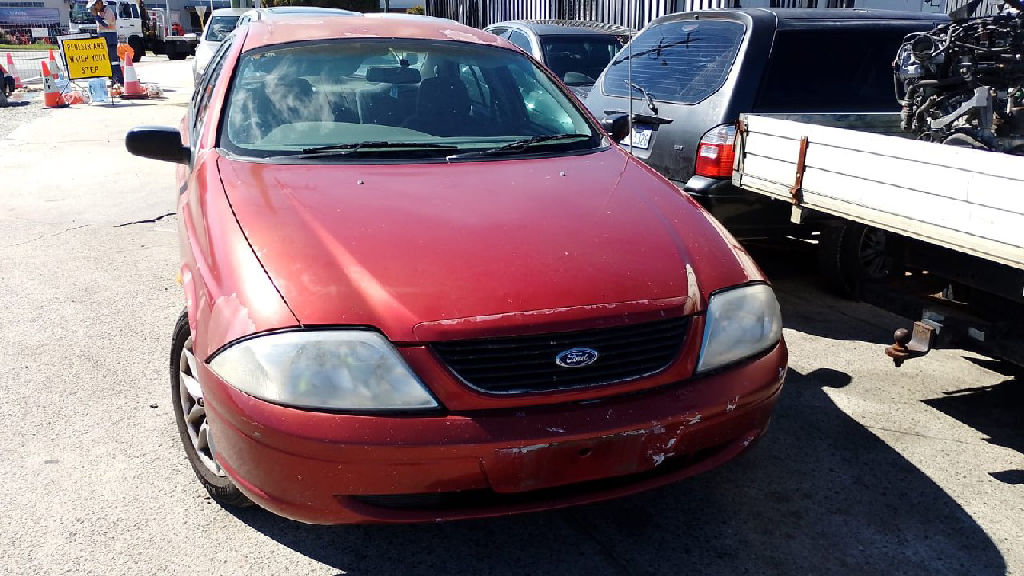PARTS FORD FALCON AU photo 3