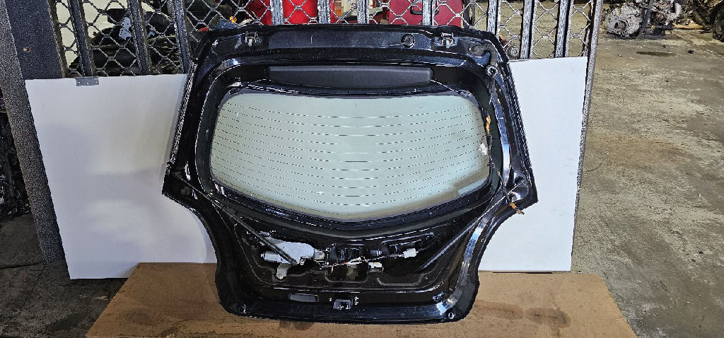 PARTS MAZDA 2 photo 4