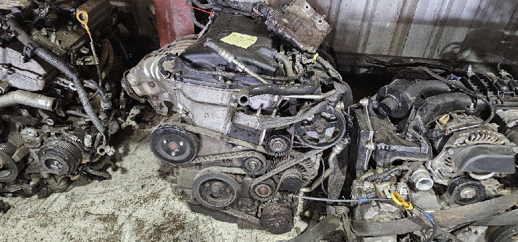 ENGINE 4B11