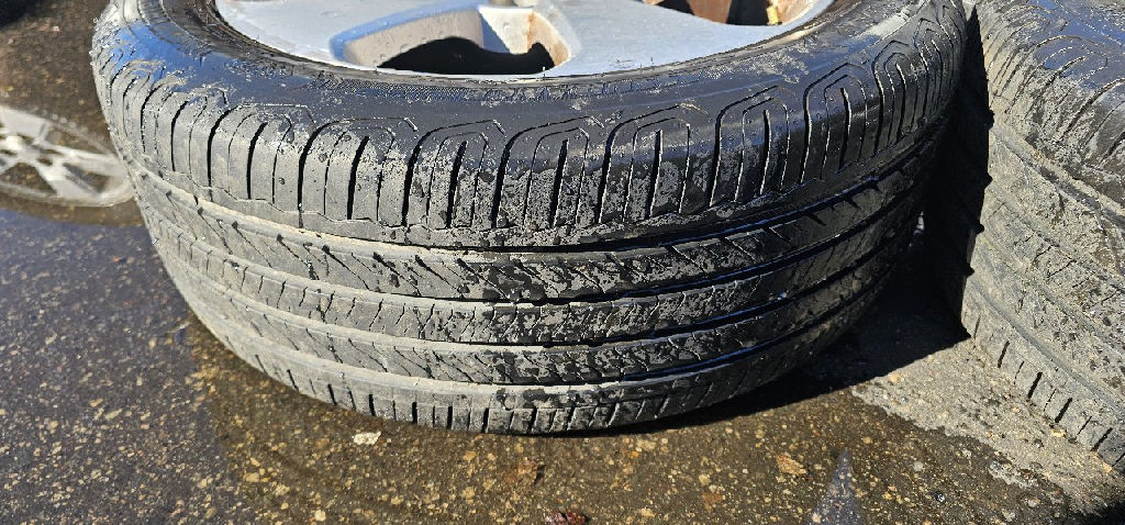 Tyres HOLDEN CRUZE