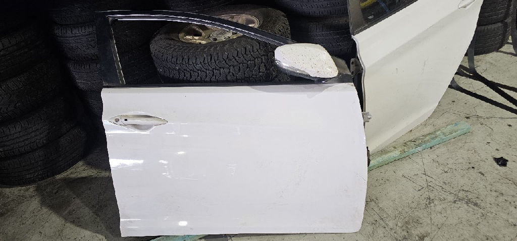 PARTS HYUNDAI ELANTRA photo 2