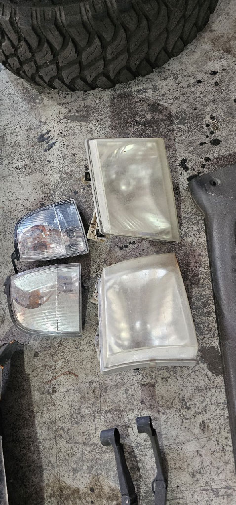 PARTS FORD COURIER photo 4