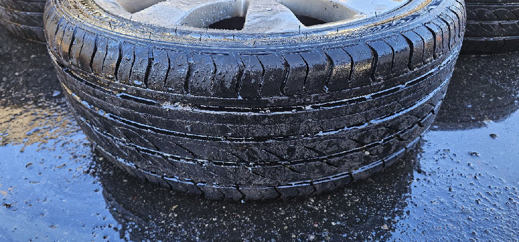 TYRES Subaru Liberty 225/40R18 photo 4