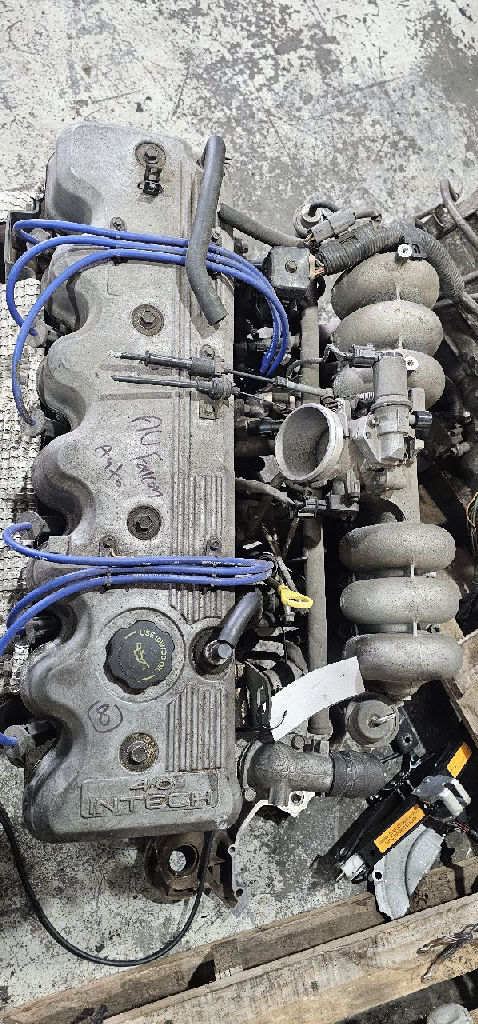 Engine AU FALCON photo 2