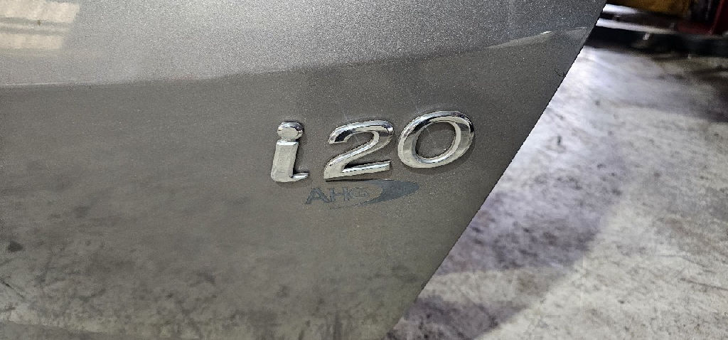HYUNDAI i20 TAILGATE photo 3