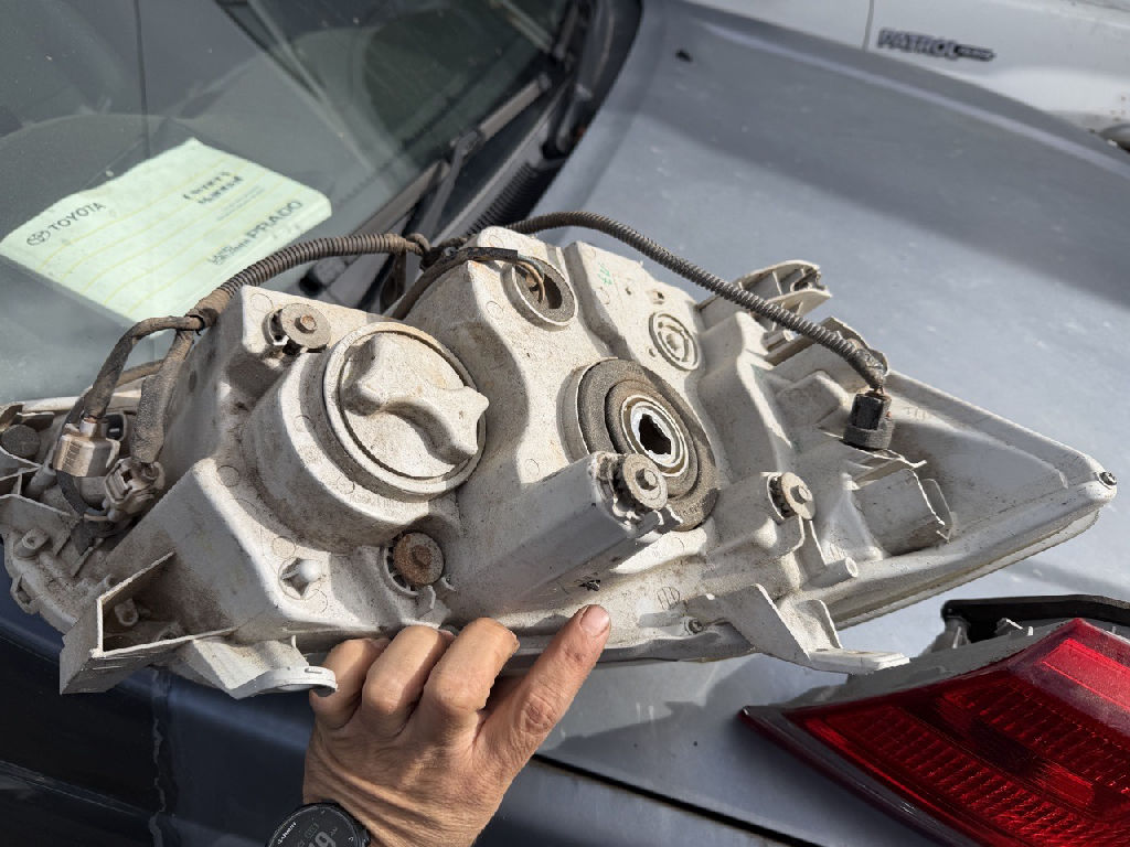 Headlight photo 2