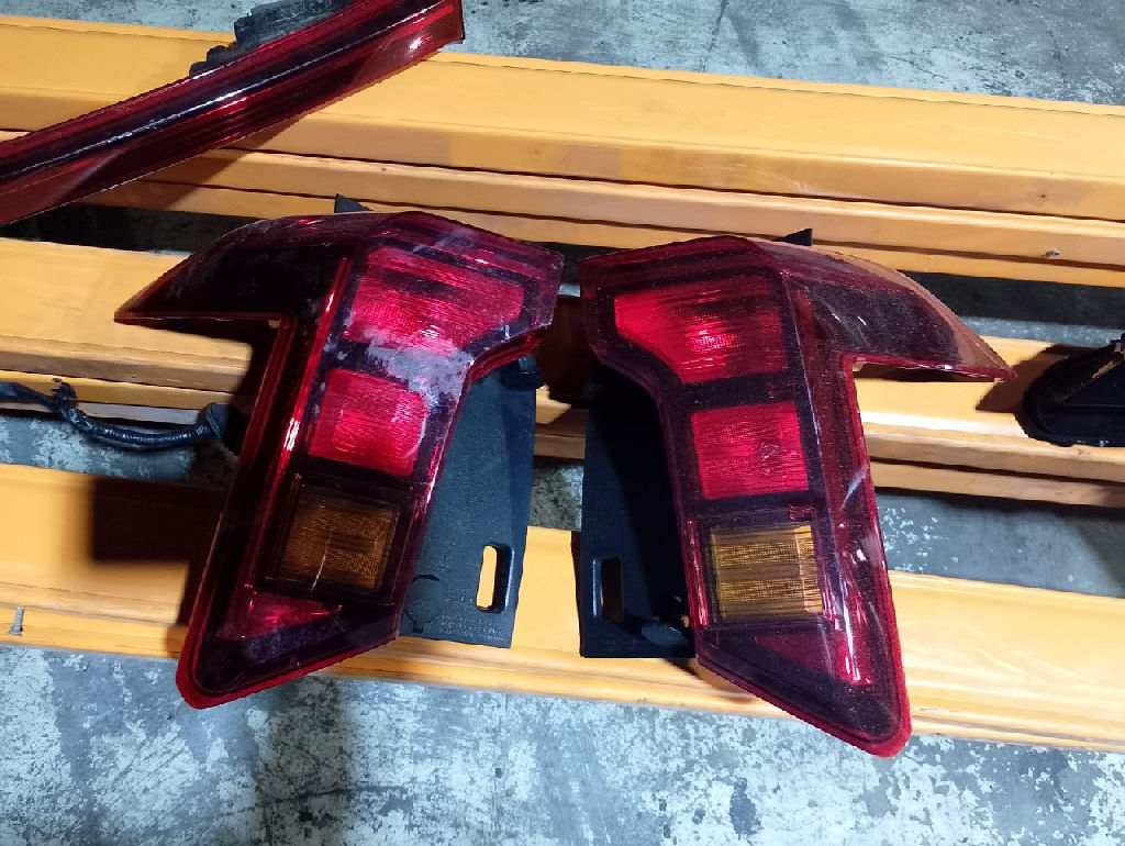 KIA CARNIVAL PARTS