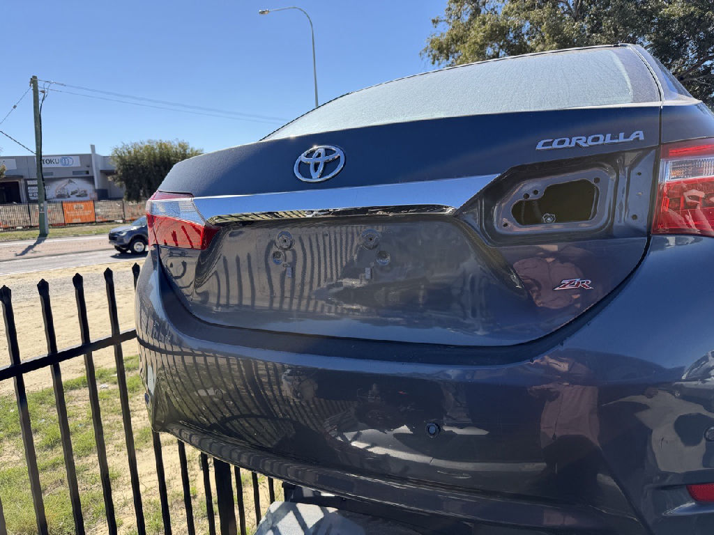 ZRE172R 2016 Toyota Corolla Sedan