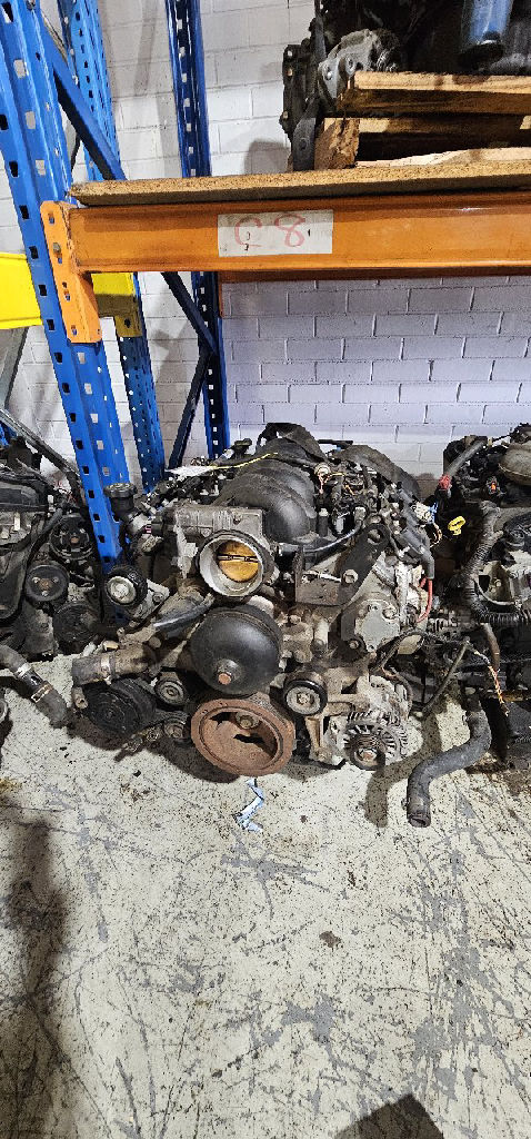 VT 2006 Holden Statement V8