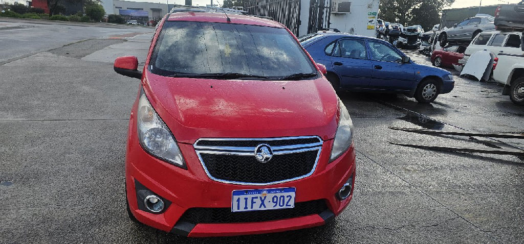 SPARK MJ 2013 Holden Barina