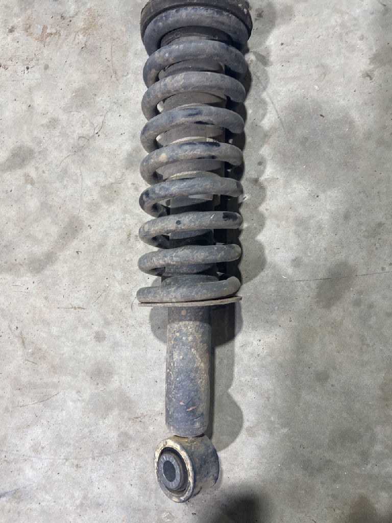 Front Strut / Spring LHS/RHS