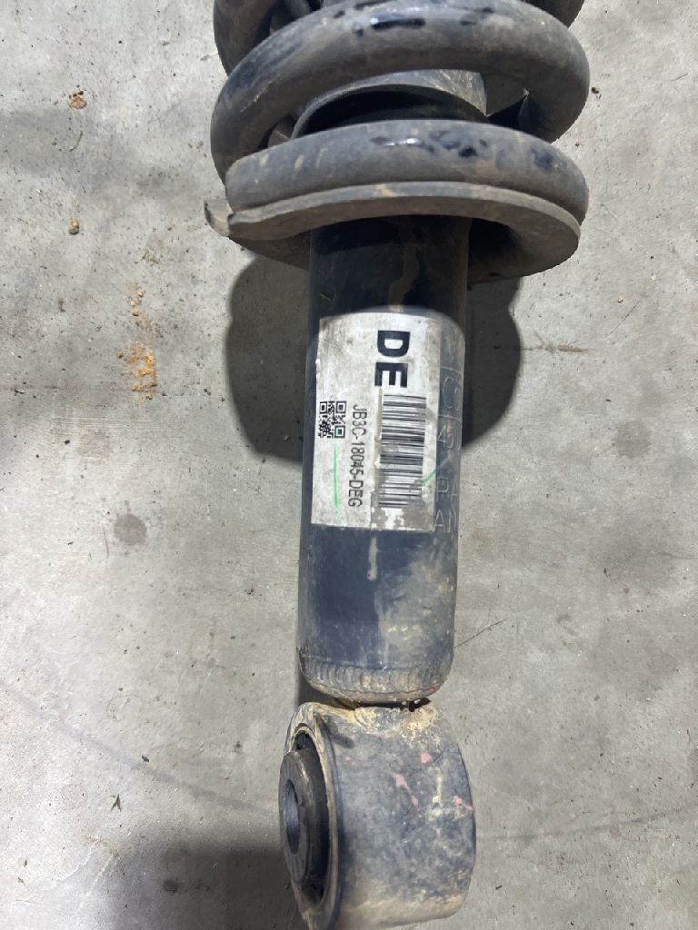 Front Strut / Spring LHS/RHS photo 2