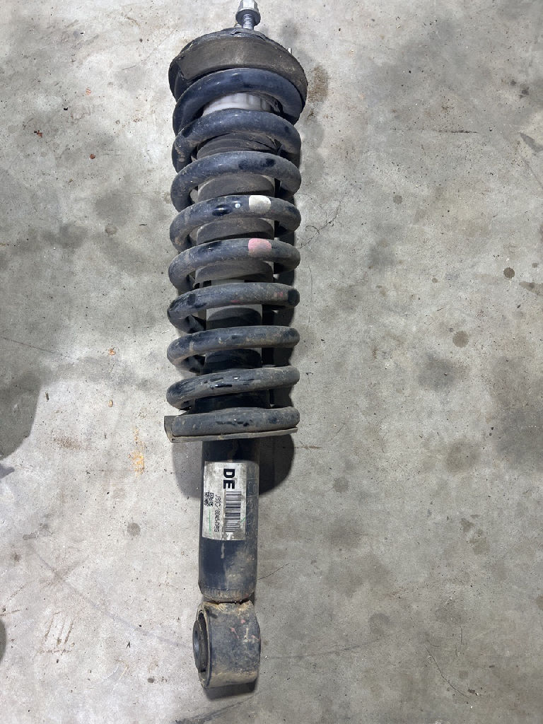 Front Strut / Spring LHS/RHS photo 3