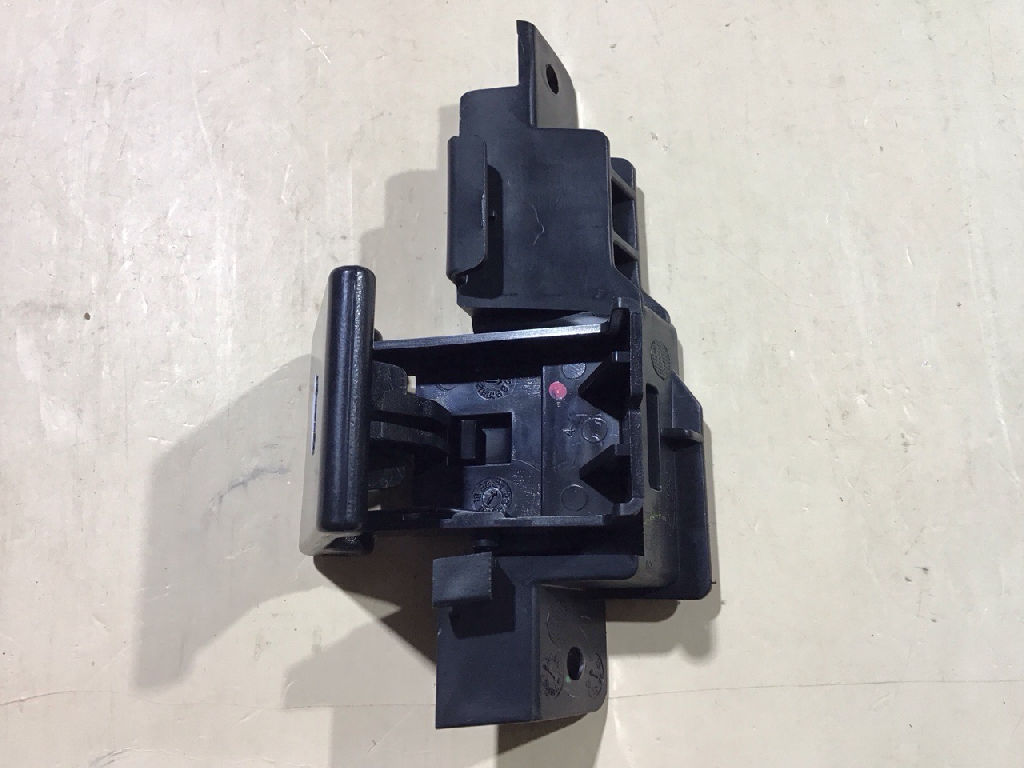 Bonnet lock release photo 4