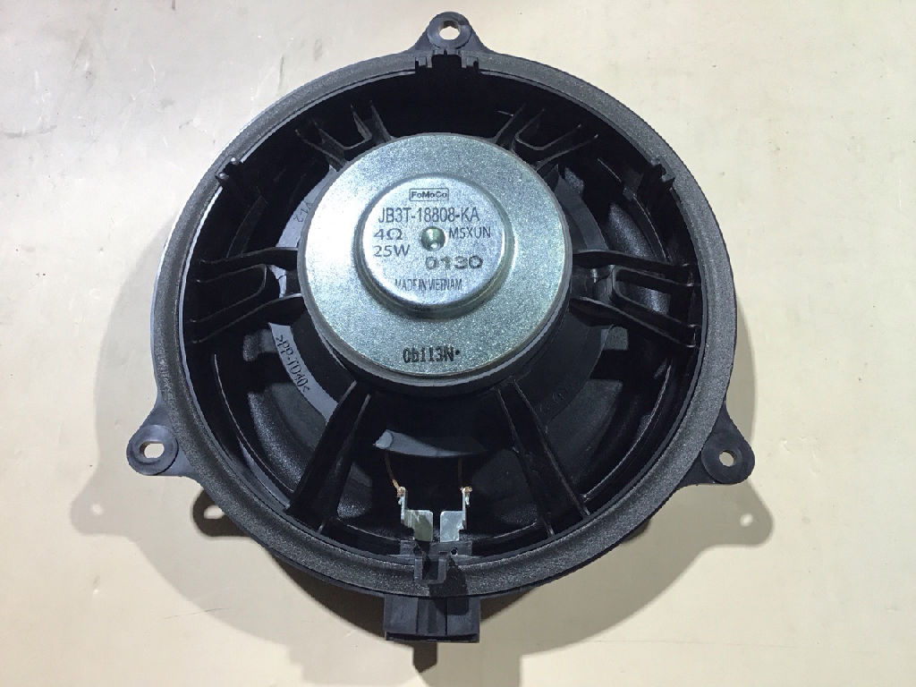 SPEAKER FRONT DOOR RIGHT / LEFT