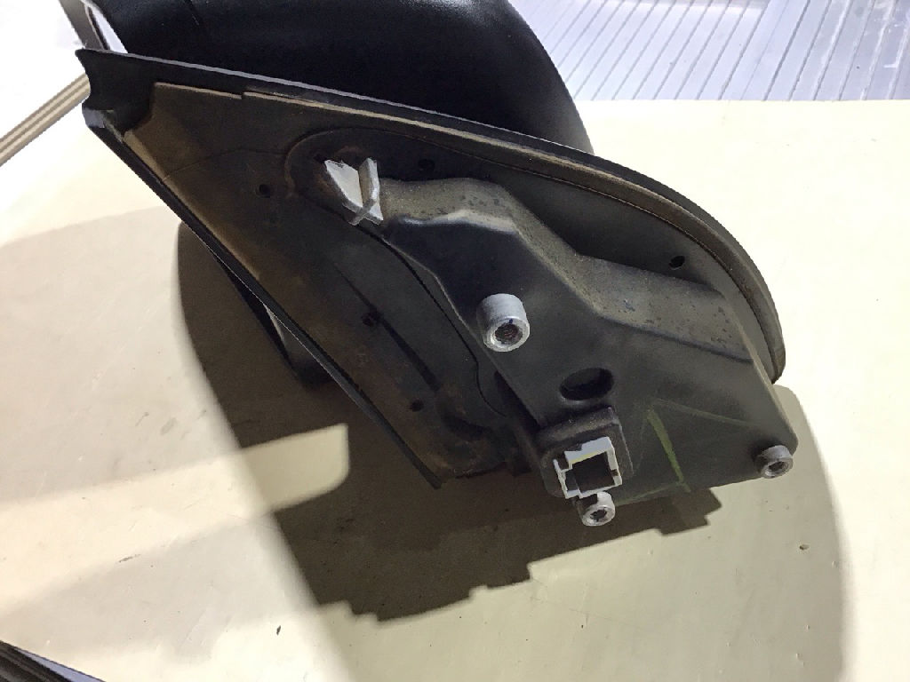 XLS DOOR MIRROR LHS photo 4