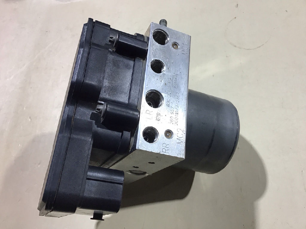 ABS PUMP / MODULATOR PX photo 3