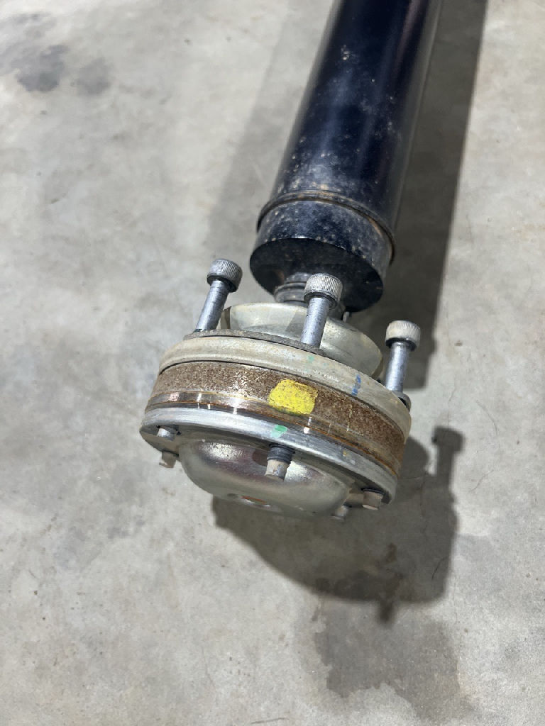 Front Tail Shaft - Drive Shaft photo 3