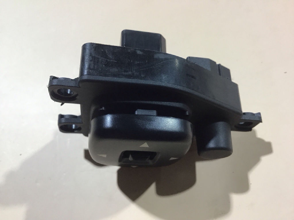 Mirror Control Switch photo 4