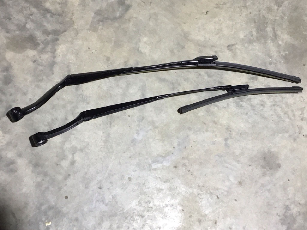 WIPER ARM PAIR
