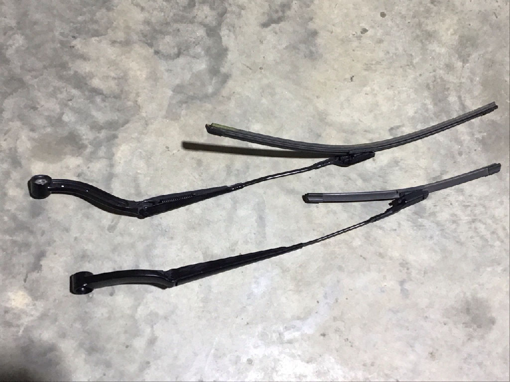 WIPER ARM PAIR photo 2