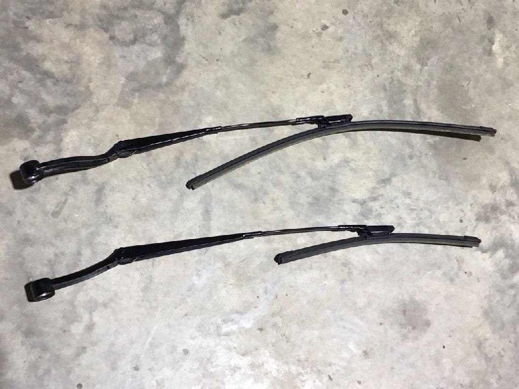 WIPER ARM PAIR photo 3