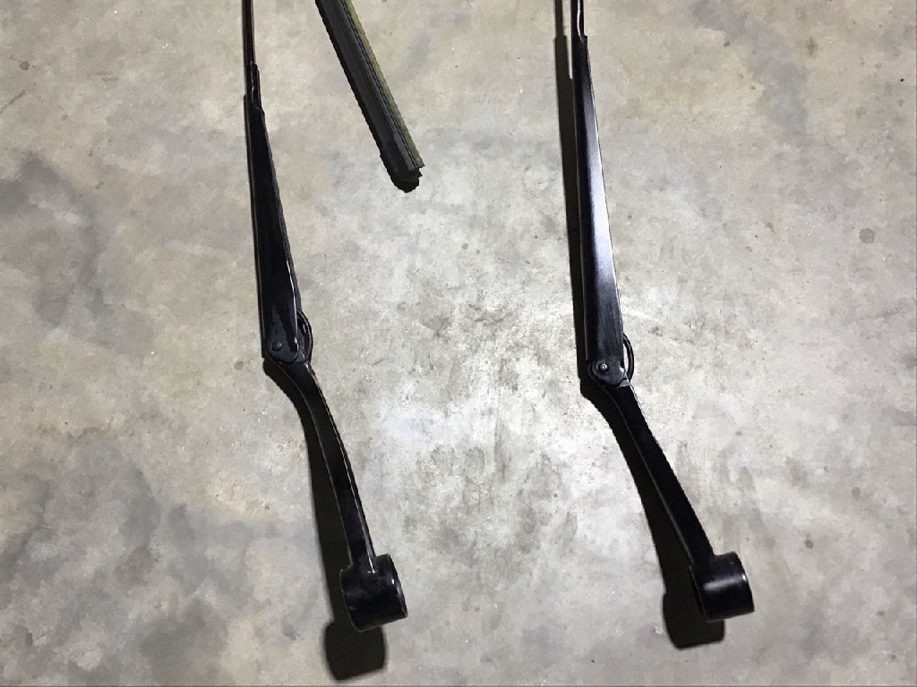 WIPER ARM PAIR photo 4
