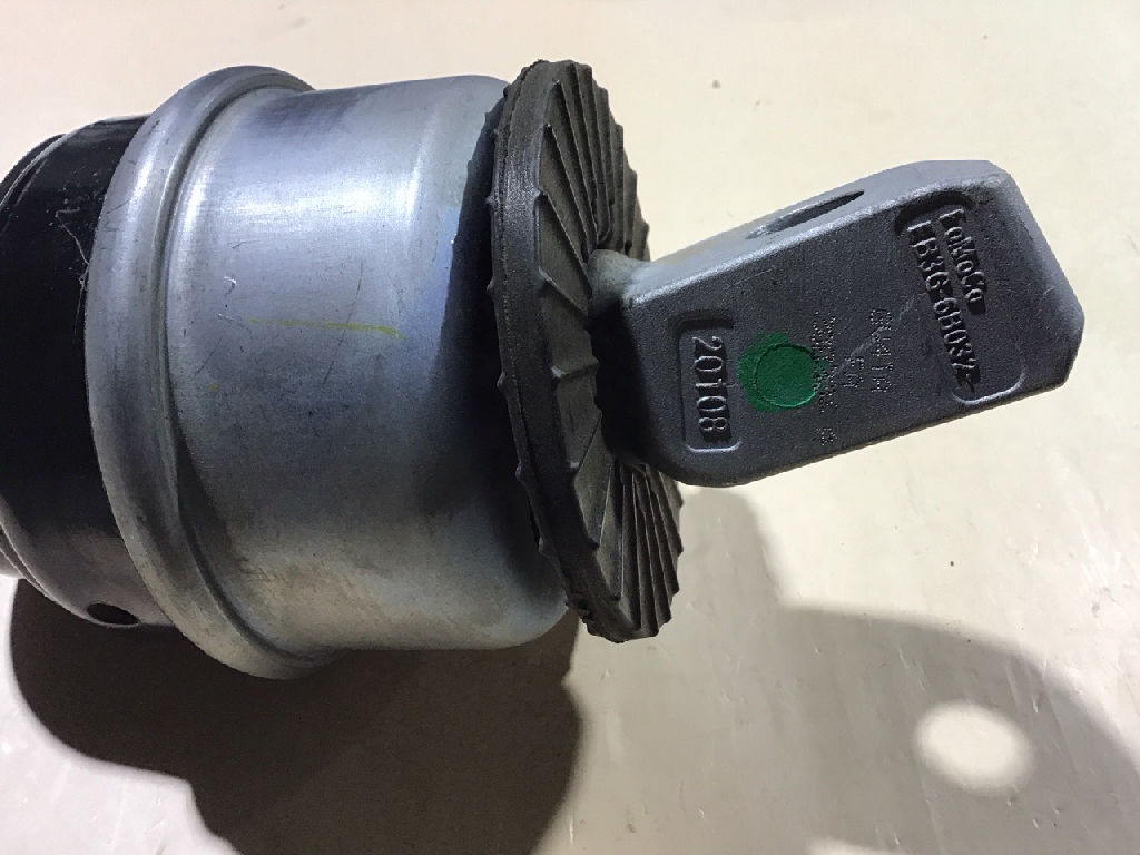 Engine Mount LHS PX2, PX3, 3.2L photo 3