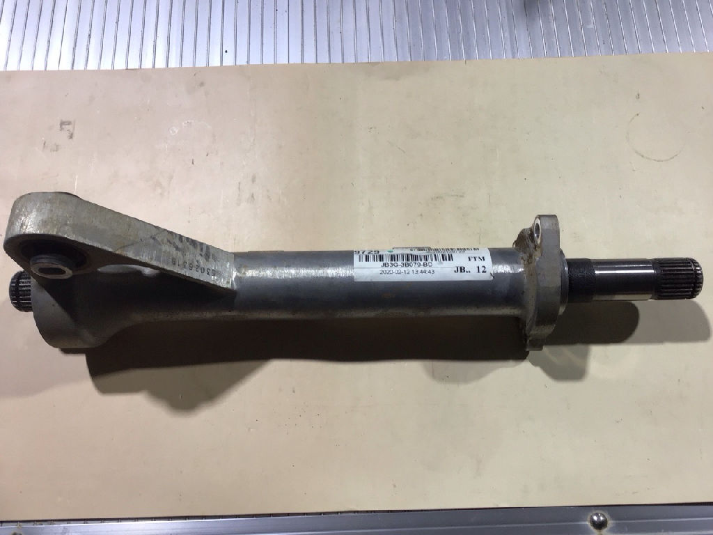 Front Axle Housing and Axle photo 2